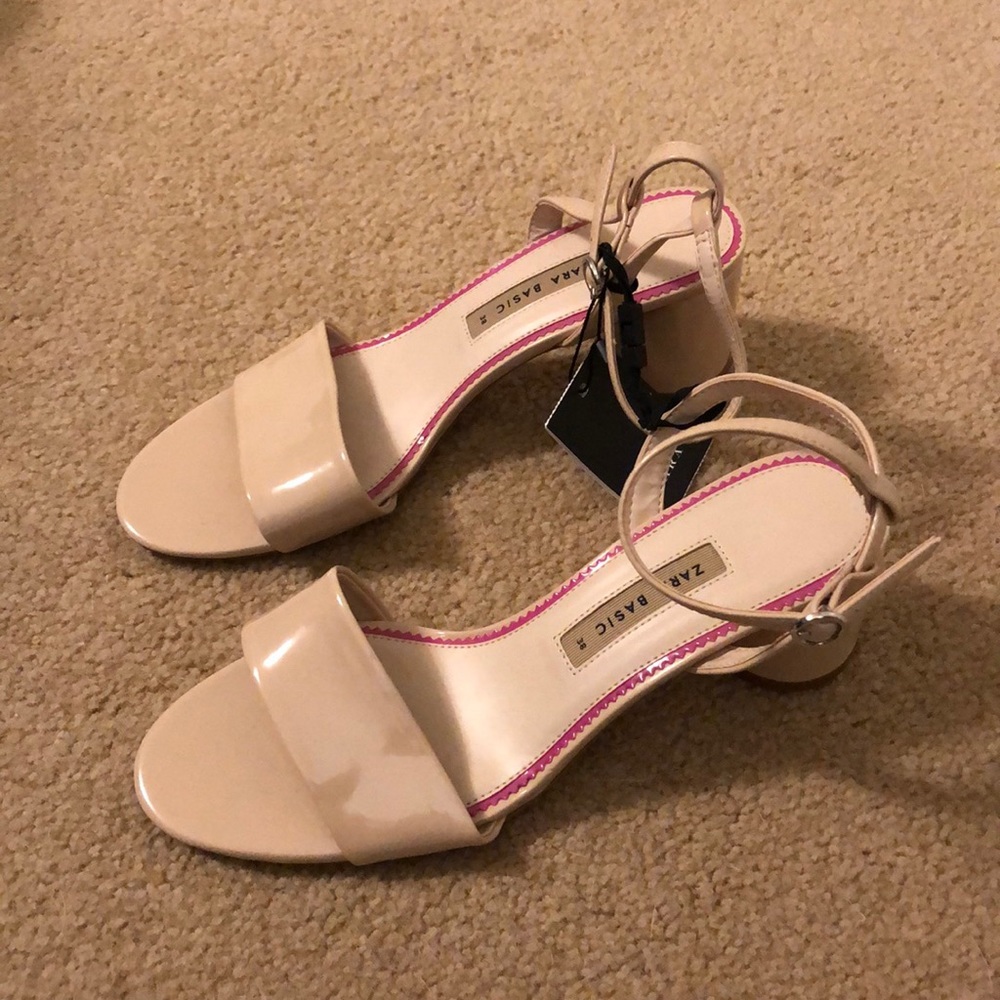 Zara Basic block heel nude patent sandals size 7.5